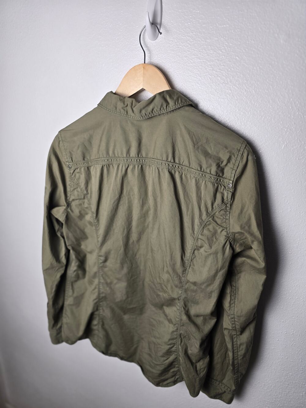 Eddie Bauer Utility Shirt Womens M Olive Green Military Roll Tab Cotton